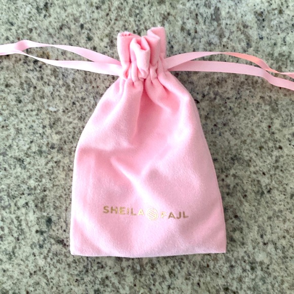 Shelia Fajl hoop earrings - Picture 2 of 4